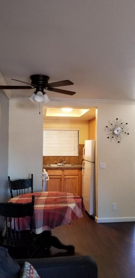 Sierra Crossing Motel Bloomington Экстерьер фото
