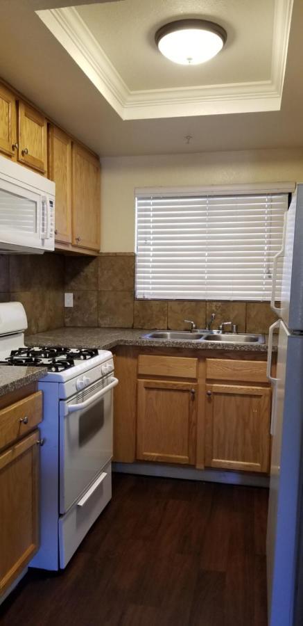 Sierra Crossing Motel Bloomington Экстерьер фото